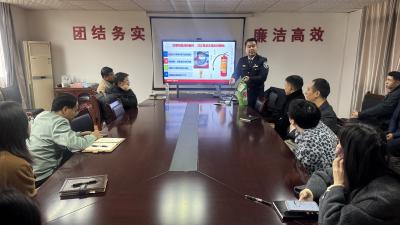 以练筑防守安全 夷陵区市政处开展消防安全演练