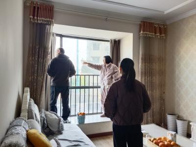 助走器噪音扰邻 社区巧解暖民心