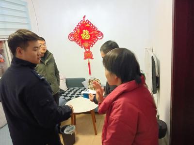 错时入户强联系 用心服务暖民心