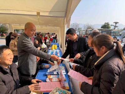 太平溪镇：许家冲村的欢声“法”语