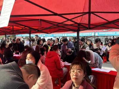 2025三峡水运新通道（夷陵区专场）招聘会圆满落幕