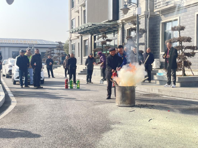 鸦鹊岭镇：聚焦消防安全  守护绿水青山