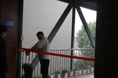 东湖初中加强雨雪天气安全防范