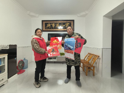 墨香送暖，对联送进老兵心坎里