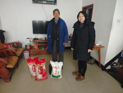 寒岁递温情，慰问暖人心