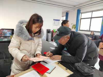 鸦鹊岭镇：精准核查计生奖扶 惠民政策温暖民心