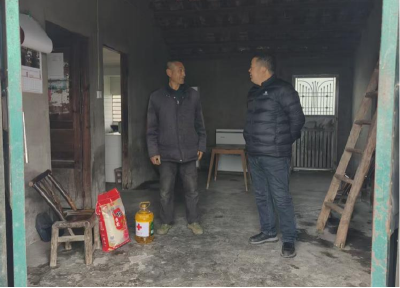 鸦鹊岭镇：博爱暖乡野 温情迎新春