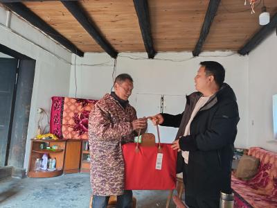 下堡坪乡：情系烈士遗属 慰问温暖人心