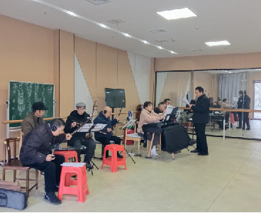 银龄相聚乐融融 跨城点赞暖人心