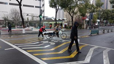 风雪映初心 志愿暖民生