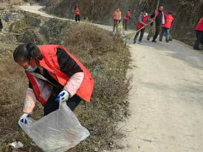 清洁家园焕新颜 干干净净迎新春