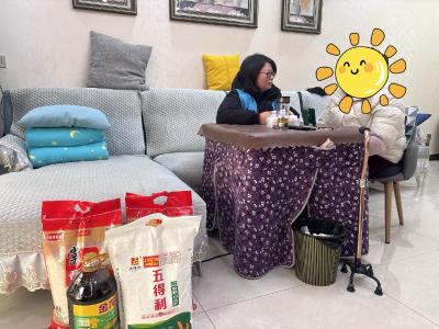 绿洲社区：岁末寒意浓，关怀暖人心