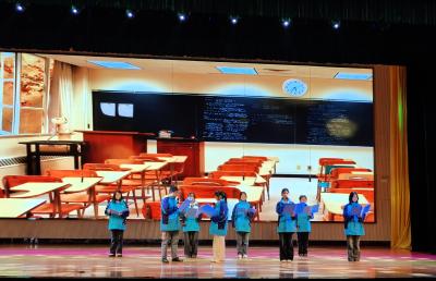 歌声亮红色魂 才艺展少年志