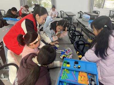 托管添新趣 科技筑梦想