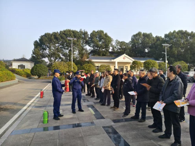 鸦鹊岭镇：禁燃禁放筑平安 消防宣传进万家