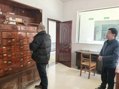 春节医疗不松懈 服务群众不断档