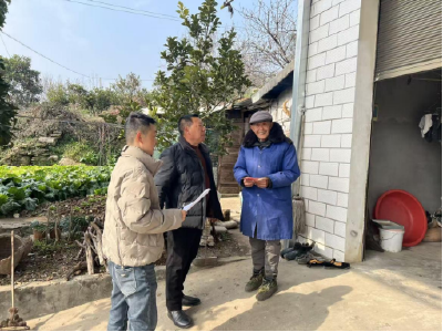 下坪村：情系老党员 关怀暖人心