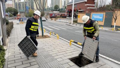 护航开学路 守护平安行