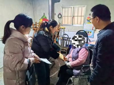 情暖寒冬迎新春 心系民生送关怀