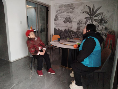 锦云社区：新春敲门暖人心 平安相伴过大年