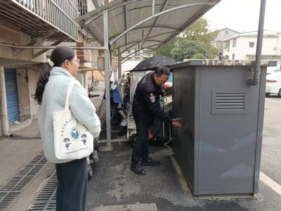 东湖社区：年后收心齐归位 “马”力十足护平安