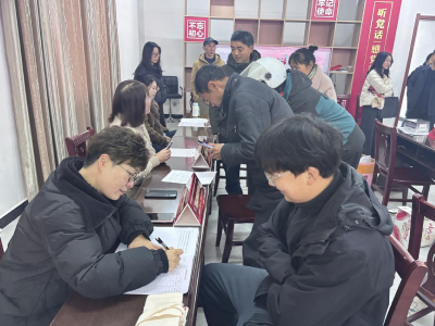 春风送岗促就业 真情相助暖民心 三斗坪镇举行2026年春风行动专场招聘会