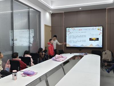 点亮语言梦想 绽放自信光芒