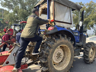 鸦鹊岭镇：服务百姓零距离 农机“体检”护春耕