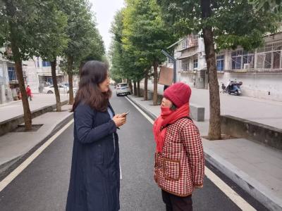 望江社区：暖心走访守平安 信息登记暖民心
