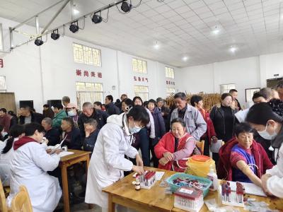 春雨润民心 服务送上门