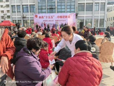 营盘社区：健康护航庆“三八” 便民服务暖人心