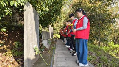 缅怀英烈践初心 这群“新锋”志愿者用行动致敬英雄