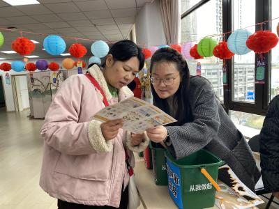 绿洲社区：灯映元宵暖邻里 垃圾分类我先行
