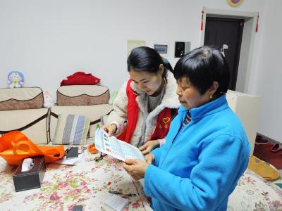 峡江社区：“两袋对两桶”进网格 垃圾分类更轻松