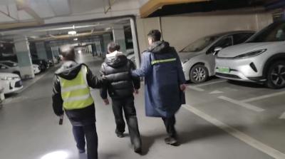 绿洲社区：党建引领筑防线 深夜擒贼护平安