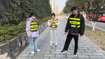 全员徒步巡查赋能城市精细化管理