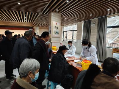 情暖桑榆护健康 免费体检惠民生