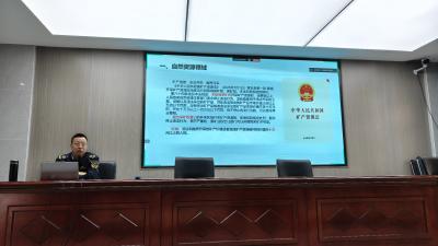 法律宣讲进企业 普法意识入人心