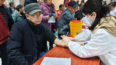 姜家湾村：暖心体检进乡村 真情守护“夕阳红”