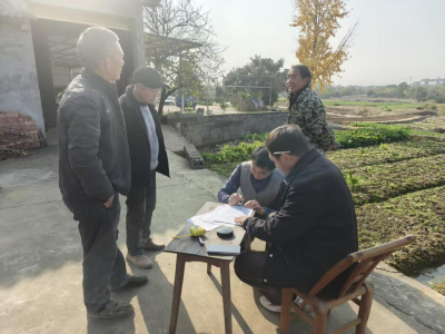 鸦鹊岭镇：修通“暖心路” 情系特扶户