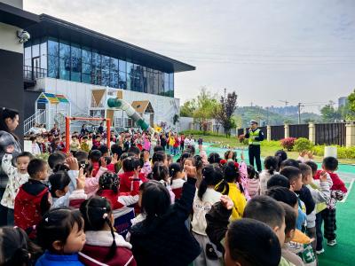 橘颂分园：交通安全润童心 平安守护伴成长