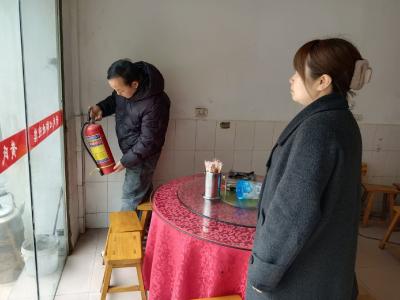 平湖社区：筑牢社区“安全线” 守护万家“烟火气”