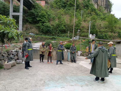 小峰河村：开展防汛应急演练 筑牢汛期安全防线