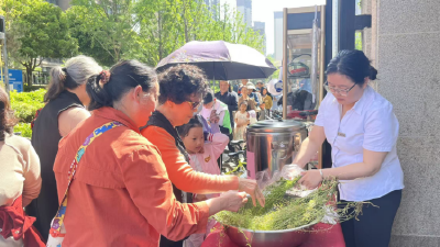 锦湖社区：荠香传温情 邻里共安康