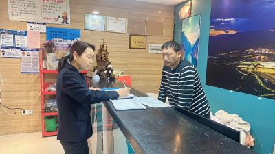 卫生巡查不松懈 健康守护不停步