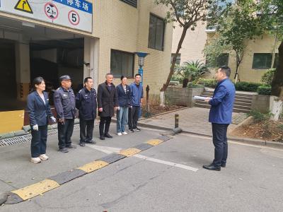 平云花园小区开展防汛应急演练