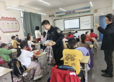 健康饮食护成长 食安科普进校园