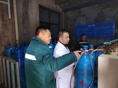 龙泉镇卫生院开展爱国卫生大扫除暨安全生产排查活动