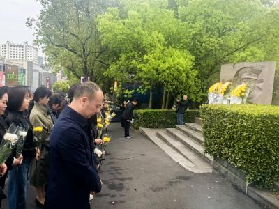 长江市场社区：缅怀英烈守初心 砥砺奋进担使命