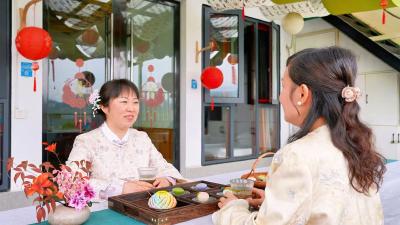 峡江边上“清欢花舍”：一位夷陵女性的庭院经济致富经